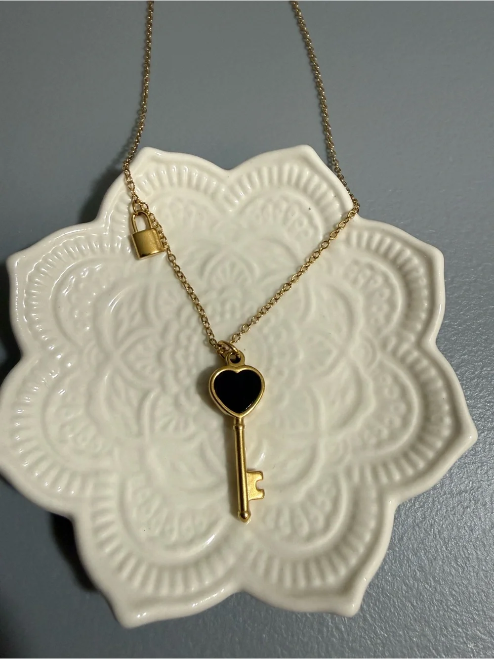 18K Plated Gold a black heart-shaped key With small lock charm pendant necklace